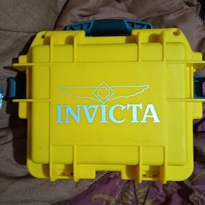 New with place to lock